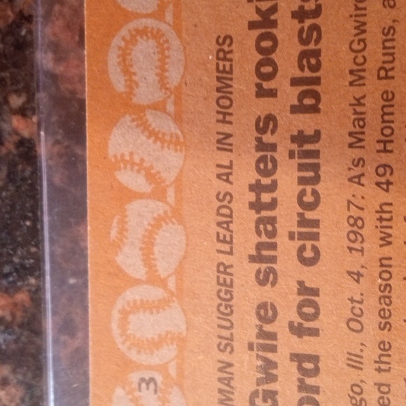 1988 Topps Mark McGwire ERROR #3 Card⚾ - Picture 15 of 17